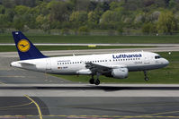 D-AILW @ EDDL - touchdown at DUS