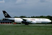D-AIBA @ EDDF - Special Star Alliance colours