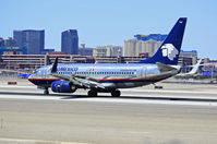 N788XA @ KLAS - AeroMexico Boeing 737-752 N788XA (cn 33788/1439)

Las Vegas - McCarran International (LAS / KLAS)
USA - Nevada, April 27, 2011
Photo: Tomás Del Coro - by Tomás Del Coro