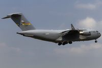 01-0190 @ ETAR - on final RW08 - by Friedrich Becker