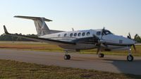N406KA @ LAL - Beech 200GT