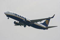 EI-EPH @ EGSS - Ryanair - by Chris Hall