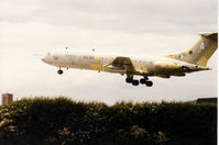 ZA140 @ WTN - VC-10 K.2 air refuelling tanker of 101 Squadron landing at RAF Waddington in May 1995. - by Peter Nicholson