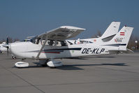 OE-KLP @ LOWW - Cessna 172