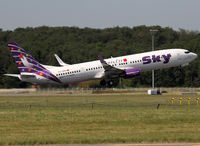 TC-SKN @ LFBO - Taking off rwy 32L - by Shunn311