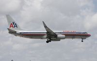 N966AN @ MIA - American 737-800 - by Florida Metal