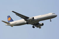 D-AIRF @ EGLL - Lufthansa - by Chris Hall