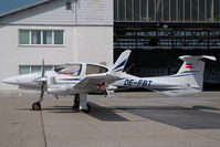 OE-FBT @ LOWW - DA42