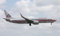 N967AN @ MIA - American 737-800 - by Florida Metal