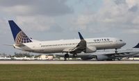 N71411 @ MIA - United 737-900 - by Daniel Compton