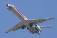 N561AA @ DFW - American Airlines on final approach at DFW Airport, TX - by Zane Adams