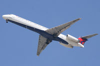 N940DL @ DFW - Delta Airlines on final approach at DFW Airport, TX - by Zane Adams