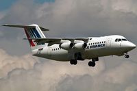 EI-RJR @ LSZH - on final RW14