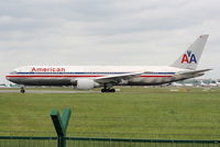 N343AN @ EIDW - American Airlines - by Chris Hall