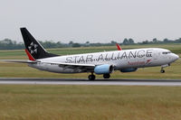 OE-LNT @ VIE - Austrian Airlines - by Roman Reiner