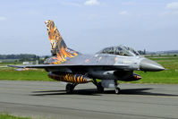 93-0696 @ LFQI - 2011 tiger meet colours - by Joop de Groot
