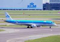 PH-EZK @ EHAM - KLM Cityhopper - by Chris Hall