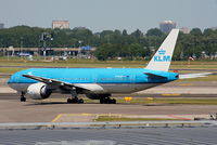 PH-BQP @ EHAM - KLM Royal Dutch Airlines - by Chris Hall