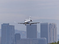 N531FX @ KSMO - N531FX on short final for RWY 21 - by Torsten Hoff