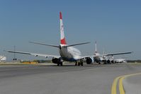 OE-LNL @ LOWW - Austrian Airlines Boeing 737-600 - by Dietmar Schreiber - VAP