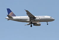 N852UA @ KORD - United Airlines Airbus A319-131, UAL856 arriving from KDSM, RWY 10 approach KORD. - by Mark Kalfas