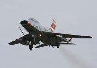 N2011V @ YIP - F-100F