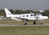 LV-OAP @ SABE - Taxi to RWY 13.
