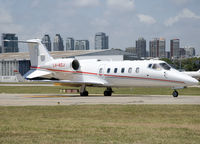 LV-BZJ @ SABE - Taxi to RWY 13.