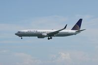 N53442 @ TNCA - Continental/United landing at TNCA - by Daniel Jef