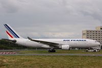 F-GZCA @ LFPG - .....