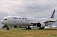 F-GSQU @ LFPG - .....