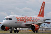 G-EZAW @ LFPG - .....
