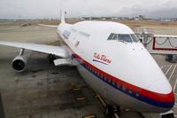 9M-MPF @ EGLL - .....