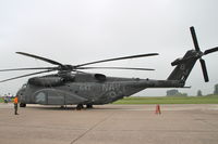 164864 @ KDVN - At the Quad Cities Air Show.  Based in Norfolk, VA