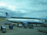 N402UA @ KPDX - Portland - by Ronald Barker