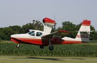 N2040L @ 7V3 - Lake LA-4