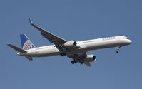 N57868 @ MCO - United 757-300 - by Florida Metal