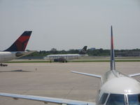 N935FR @ KMSP - MN-St Paul - by Ronald Barker