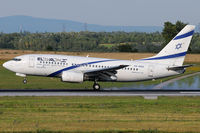 4X-EKD @ VIE - El Al - by Chris Jilli
