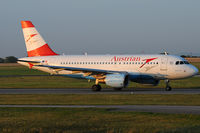 OE-LDB @ VIE - Austrian Airlines
