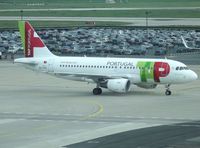 CS-TTO @ LFPO - Named after Antero De Quental who was a writer of the 19th century, Tango-Oscar had landed on 26/08 and was heading to gate at the western terminal - by Alain Durand