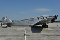 HB-HOY @ LOLW - Ju Air CASA352 (JU52)