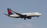N3752 @ DTW - Delta 737-800 - by Florida Metal