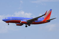 N499WN @ DAL - Southwest Airlines landing at Dallas Love Field - by Zane Adams