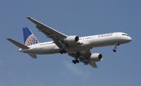 N514UA @ MCO - United (new colors) 757 - by Florida Metal