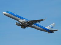 PH-EZH @ LFBD - KLM to AMS - by Jean Goubet-FRENCHSKY