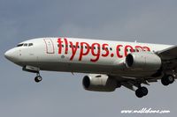 TC-AAU @ LFPO - Pegasus Airlines