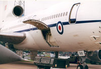 ZD949 - RAF , TriStar Tanker, fuel container

RAF Cottesmore air show July 2001 - by Henk Geerlings