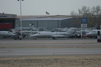 N403DP @ ABQ - Taken at Alburquerque International Sunport Airport, New Mexico in March 2011 whilst on an Aeroprint Aviation tour - by Steve Staunton