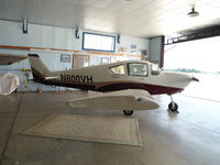 N800VH @ KMTW - CH 2000